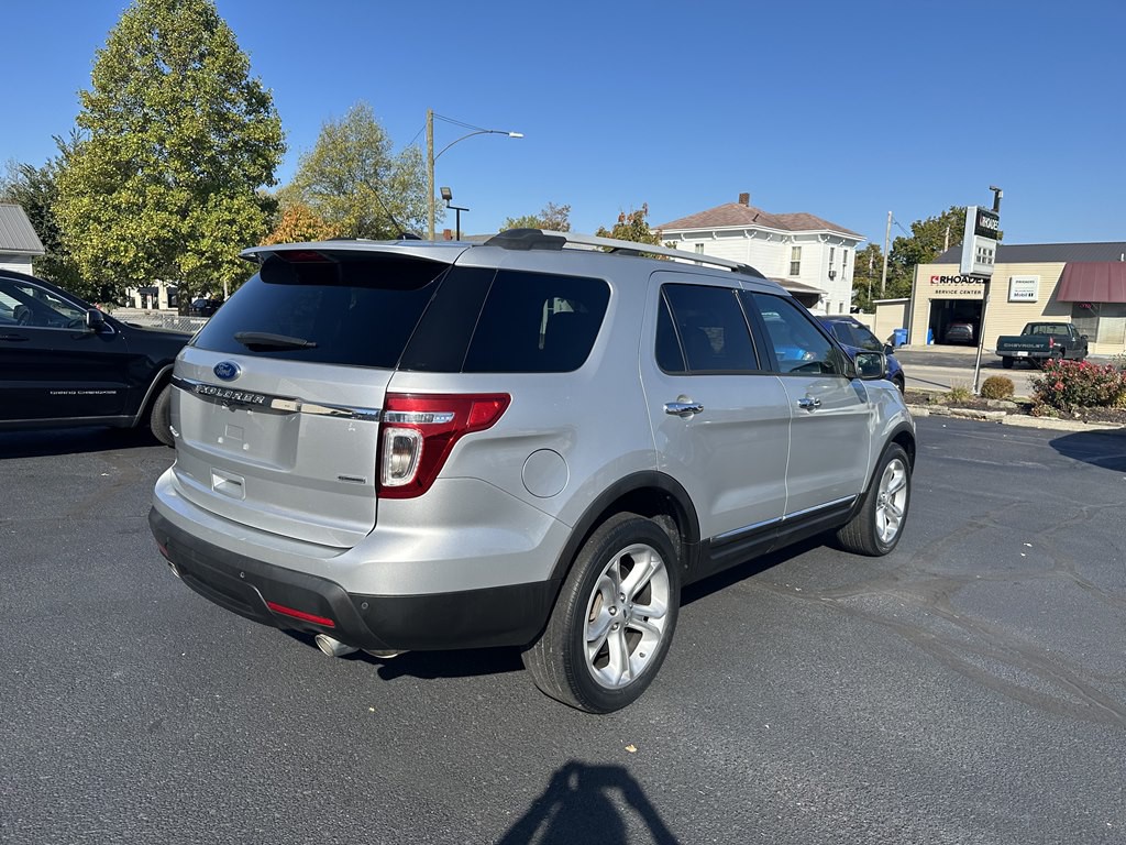2015 Ford Explorer Image 5
