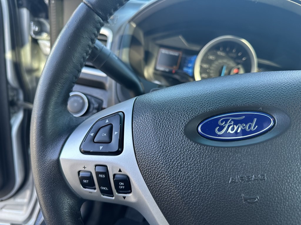 2015 Ford Explorer Image 17