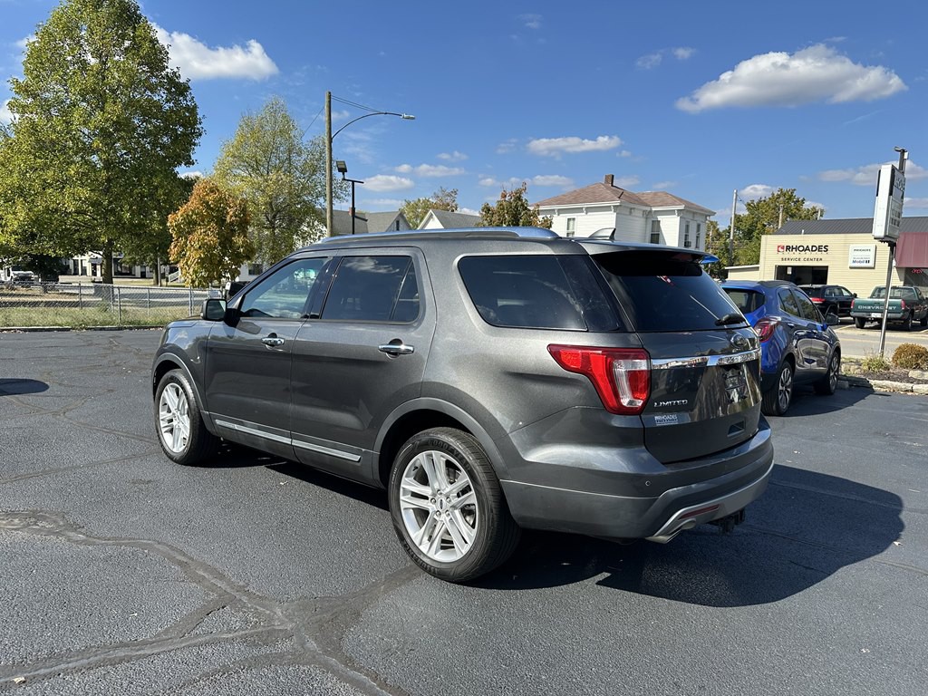 2016 Ford Explorer Image 3