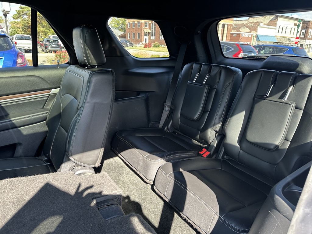 2016 Ford Explorer Image 32