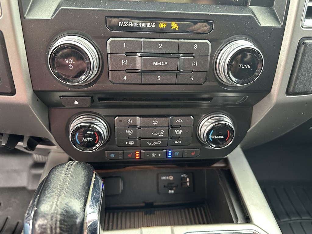 2015 Ford F-150 Image 23