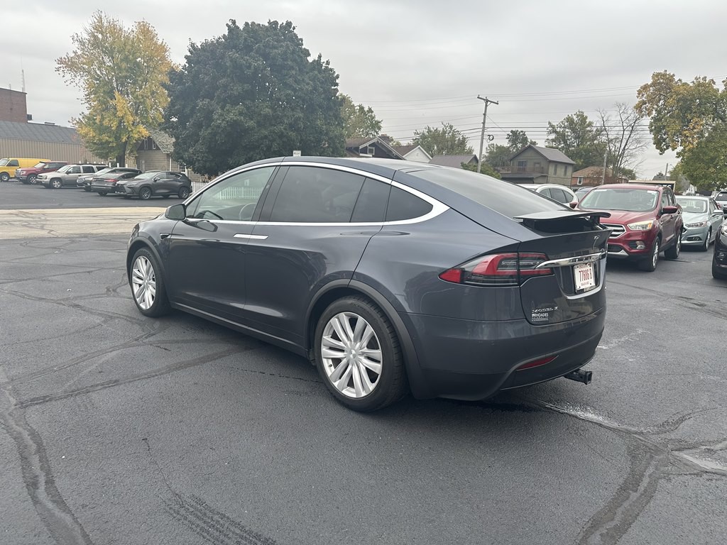 2018 Tesla Model X Image 3