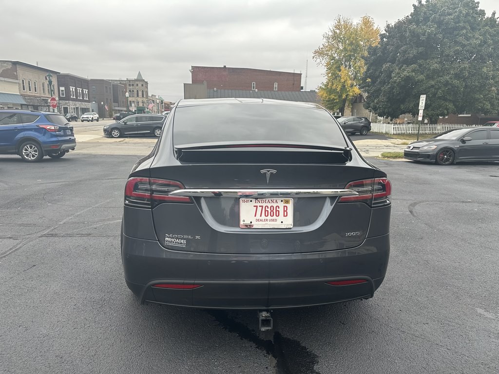 2018 Tesla Model X Image 4