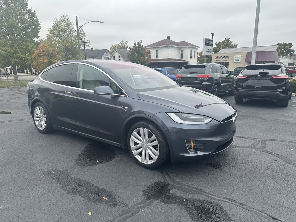 2018 Tesla Model X Image 7