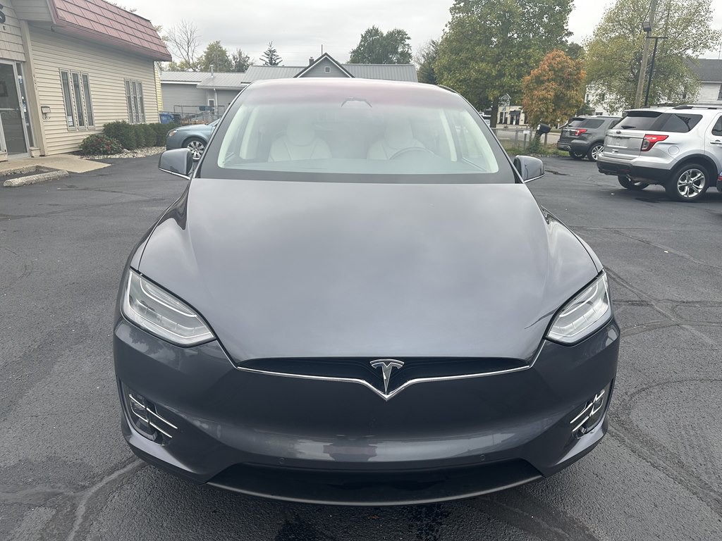 2018 Tesla Model X Image 8
