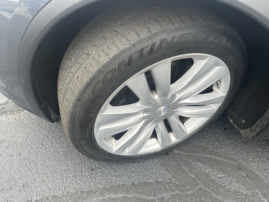2018 Tesla Model X Image 12