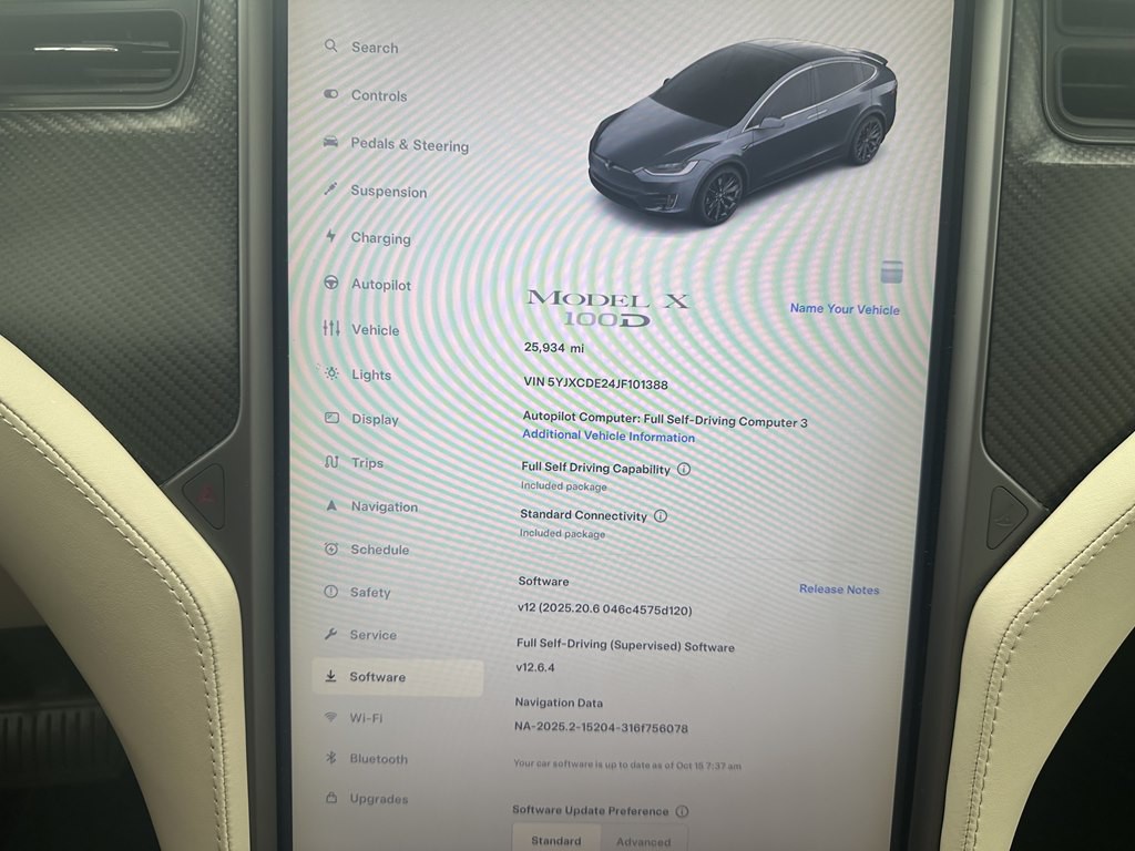 2018 Tesla Model X Image 21