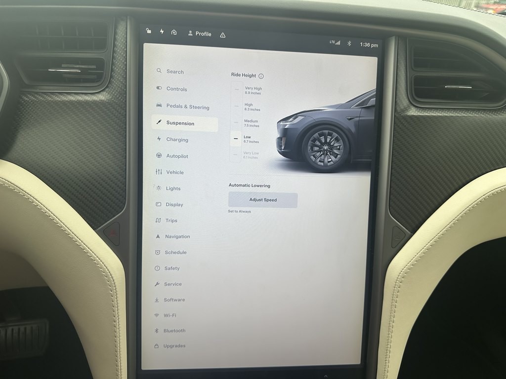 2018 Tesla Model X Image 22