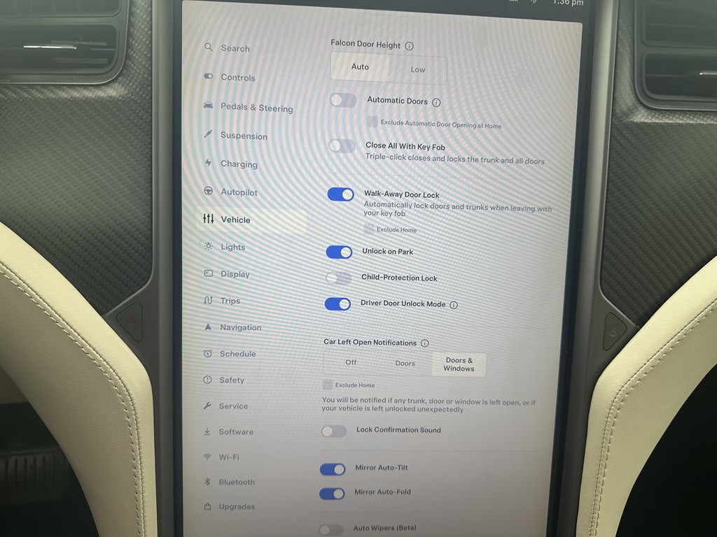 2018 Tesla Model X Image 25