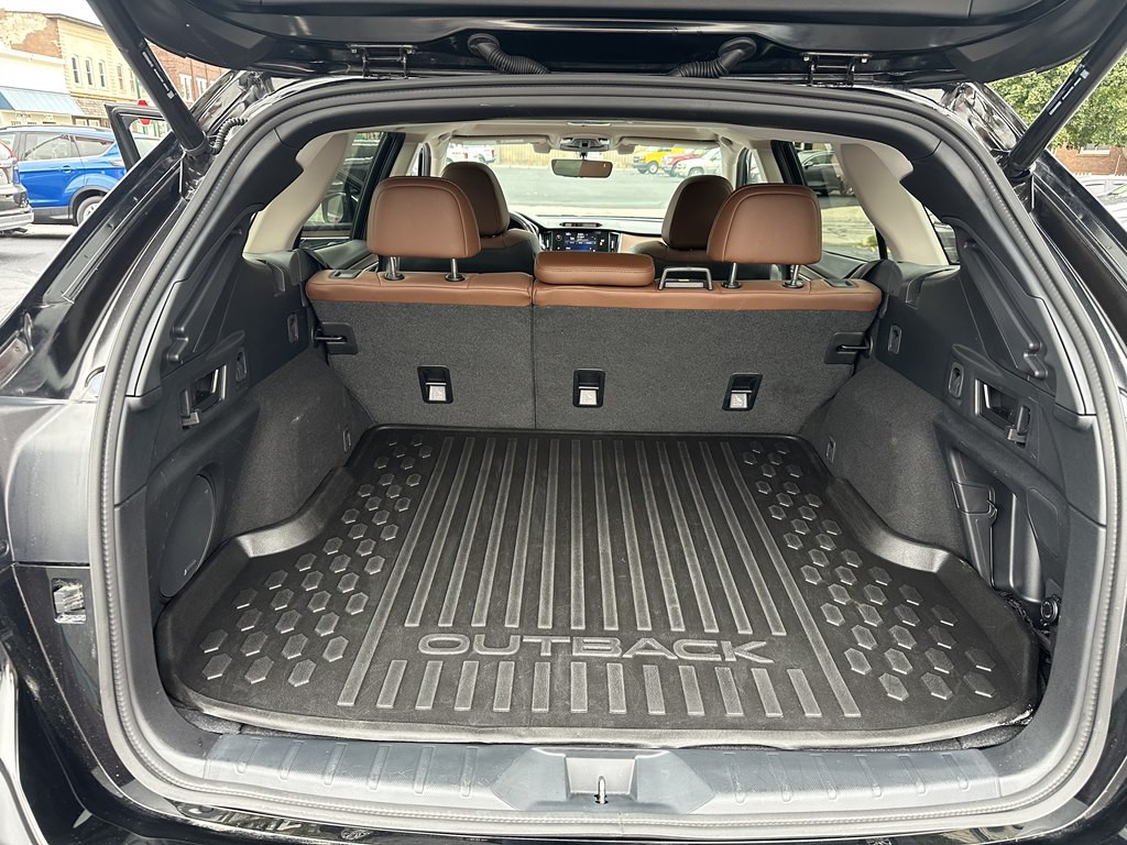 2022 Subaru Outback Image 10