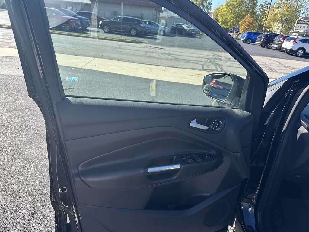 2017 Ford Escape Image 13