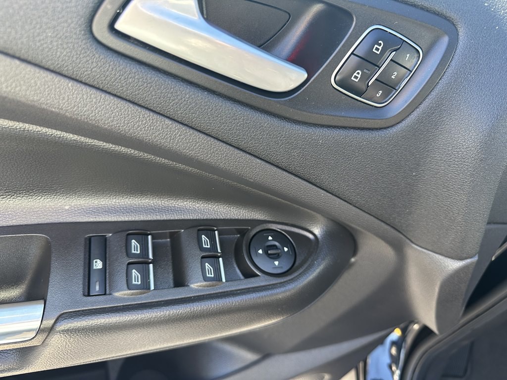 2017 Ford Escape Image 14