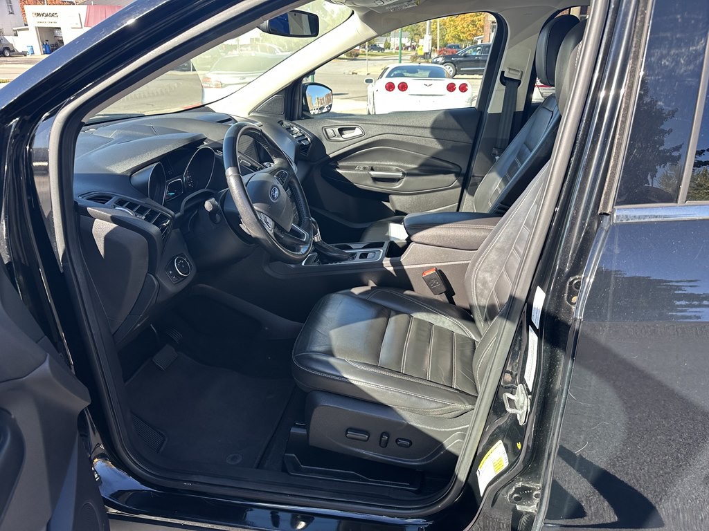 2017 Ford Escape Image 16