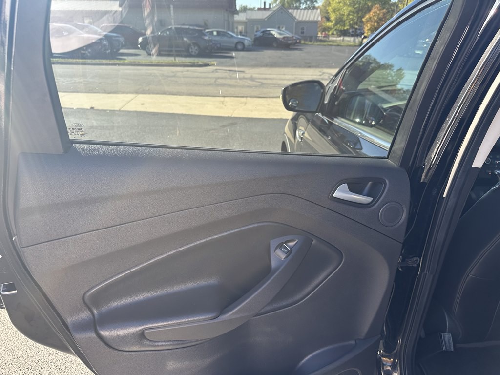 2017 Ford Escape Image 29