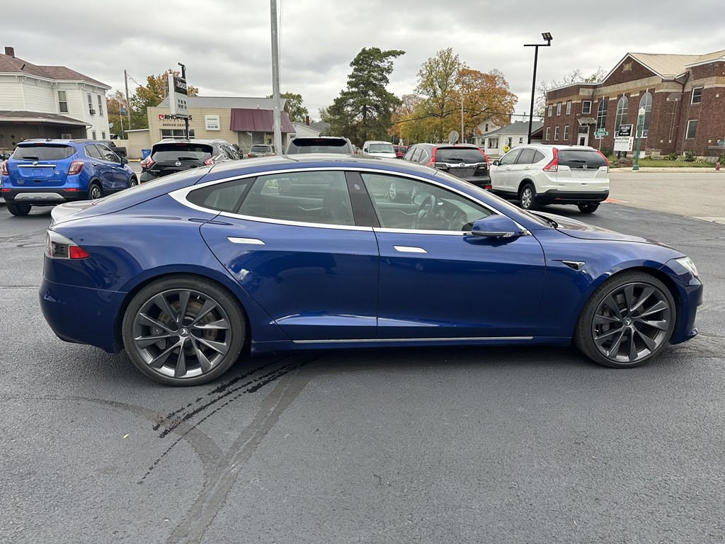 2020 Tesla Model S Image 6