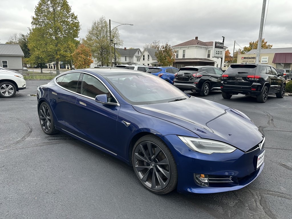 2020 Tesla Model S Image 7