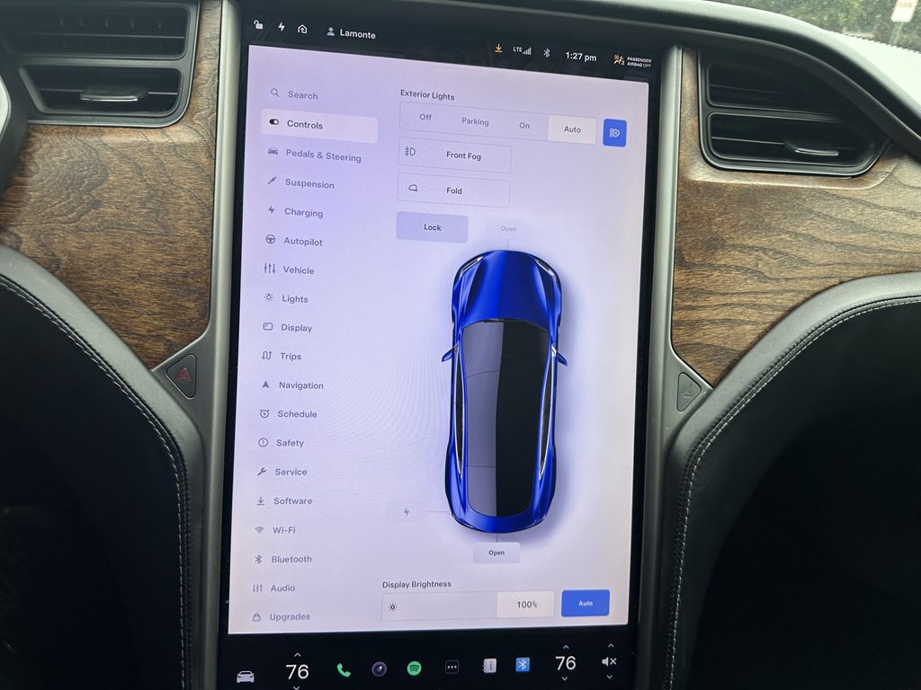2020 Tesla Model S Image 21