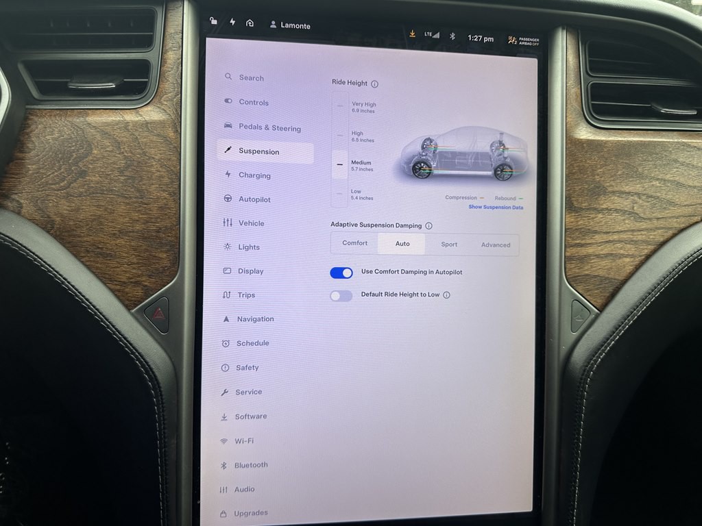 2020 Tesla Model S Image 23