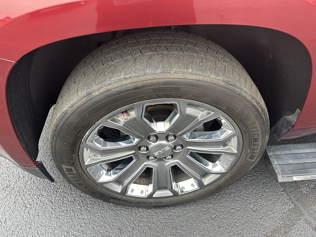 2016 GMC Yukon Image 13