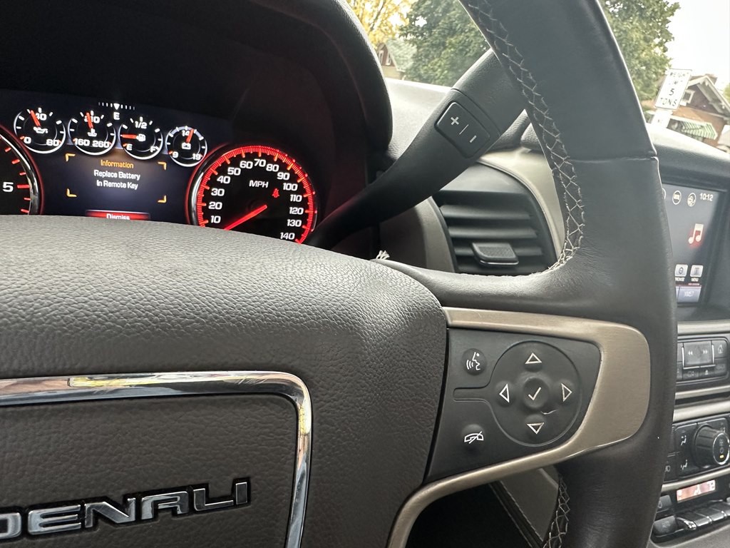 2016 GMC Yukon Image 21