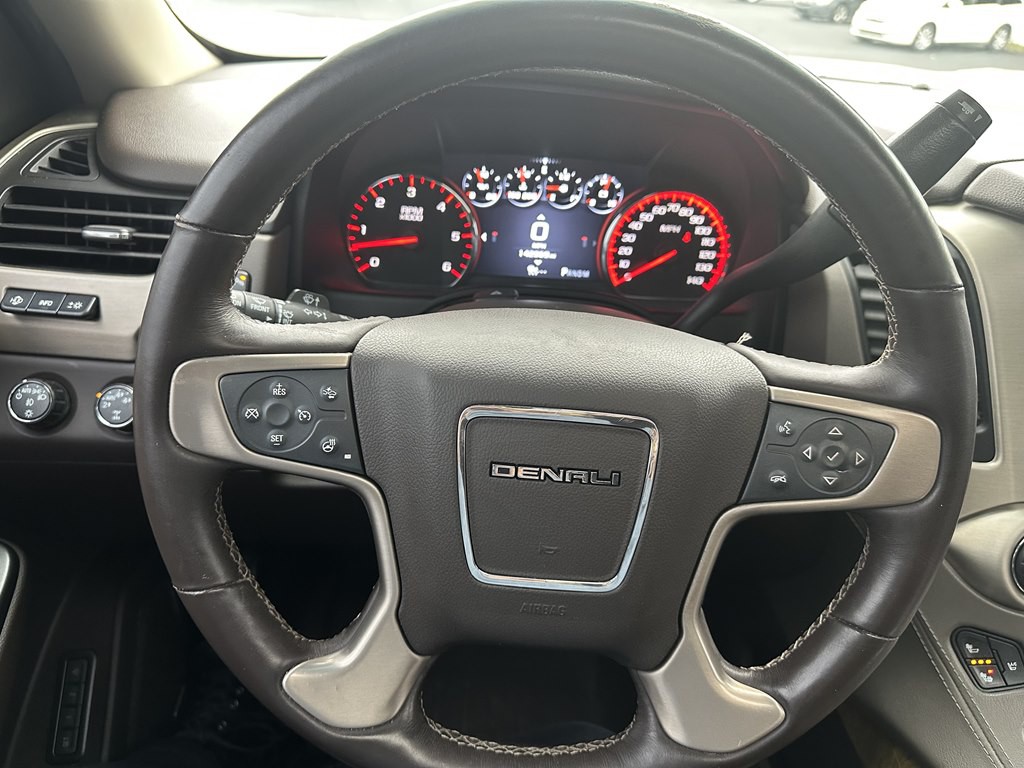 2016 GMC Yukon Image 24