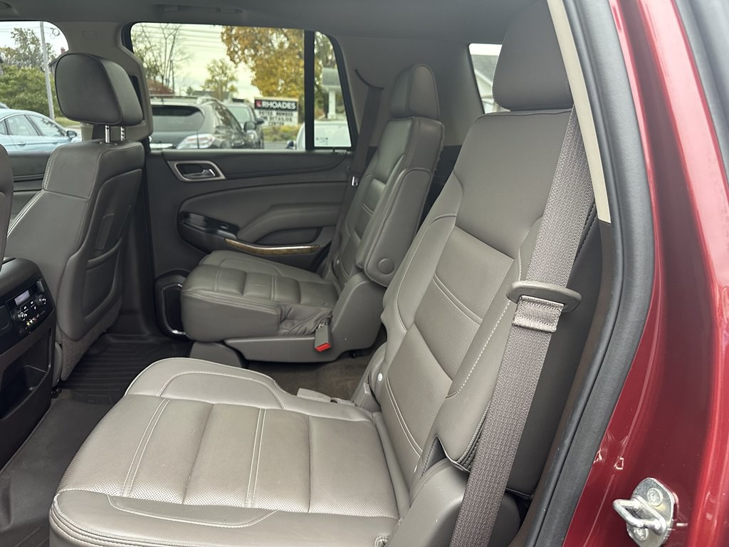 2016 GMC Yukon Image 33