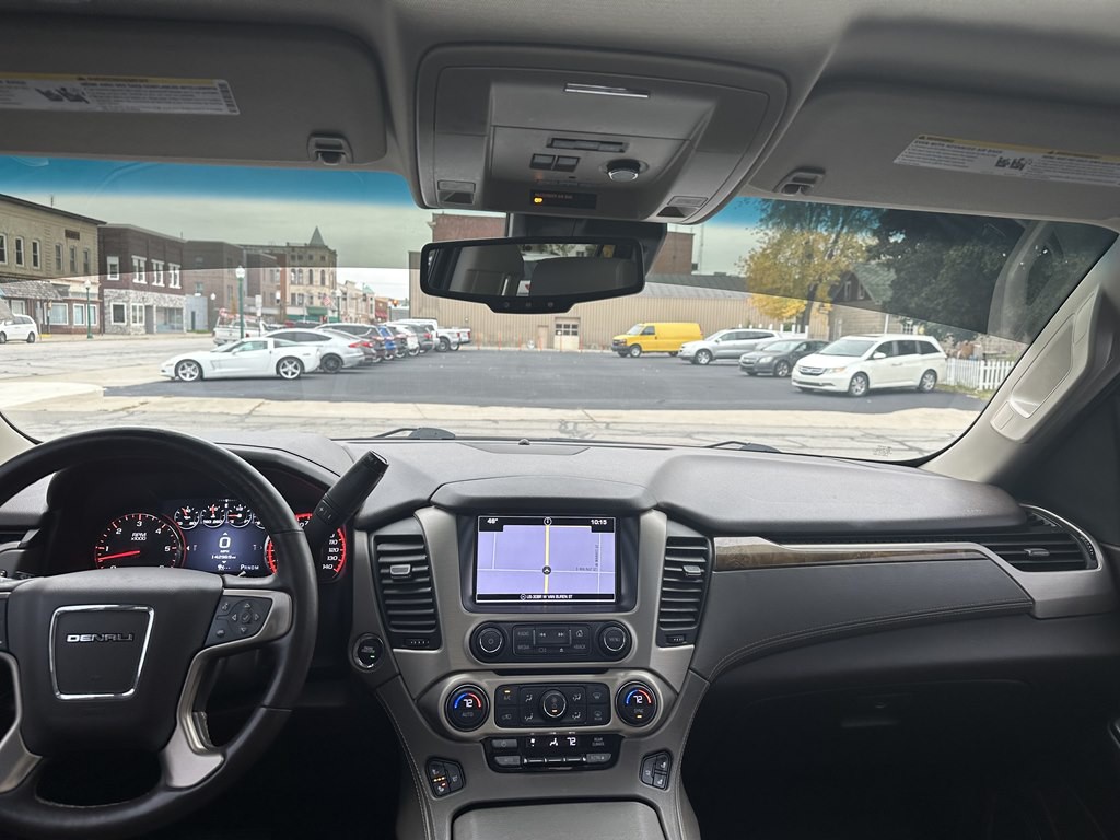 2016 GMC Yukon Image 38