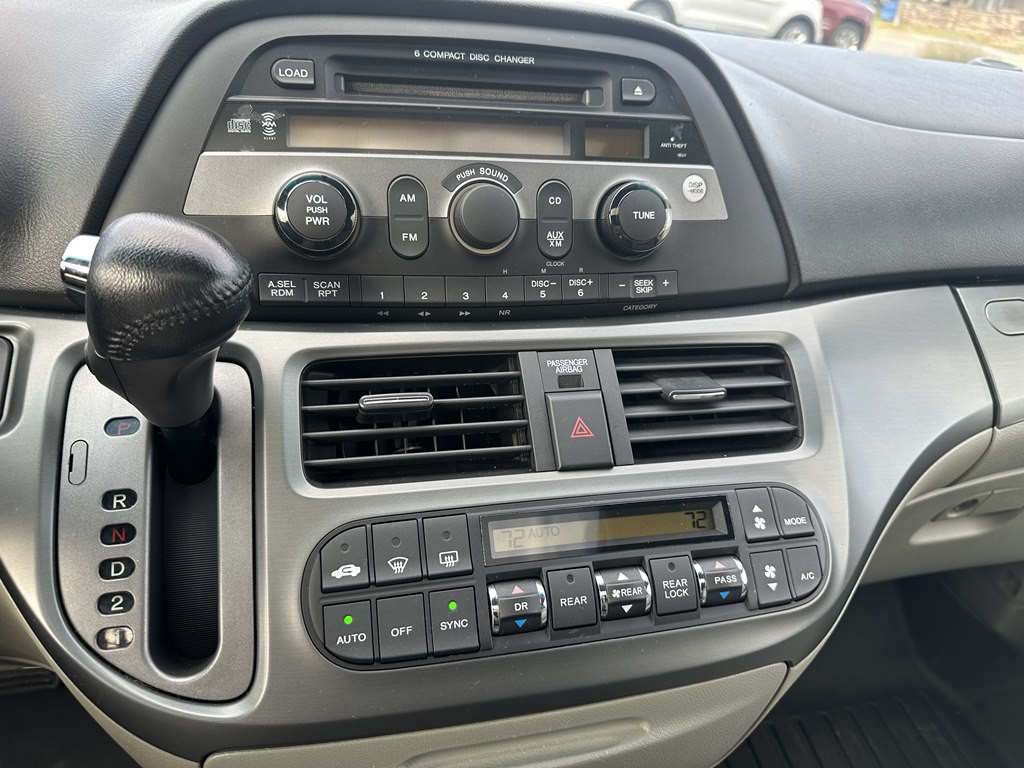 2006 Honda Odyssey Image 24