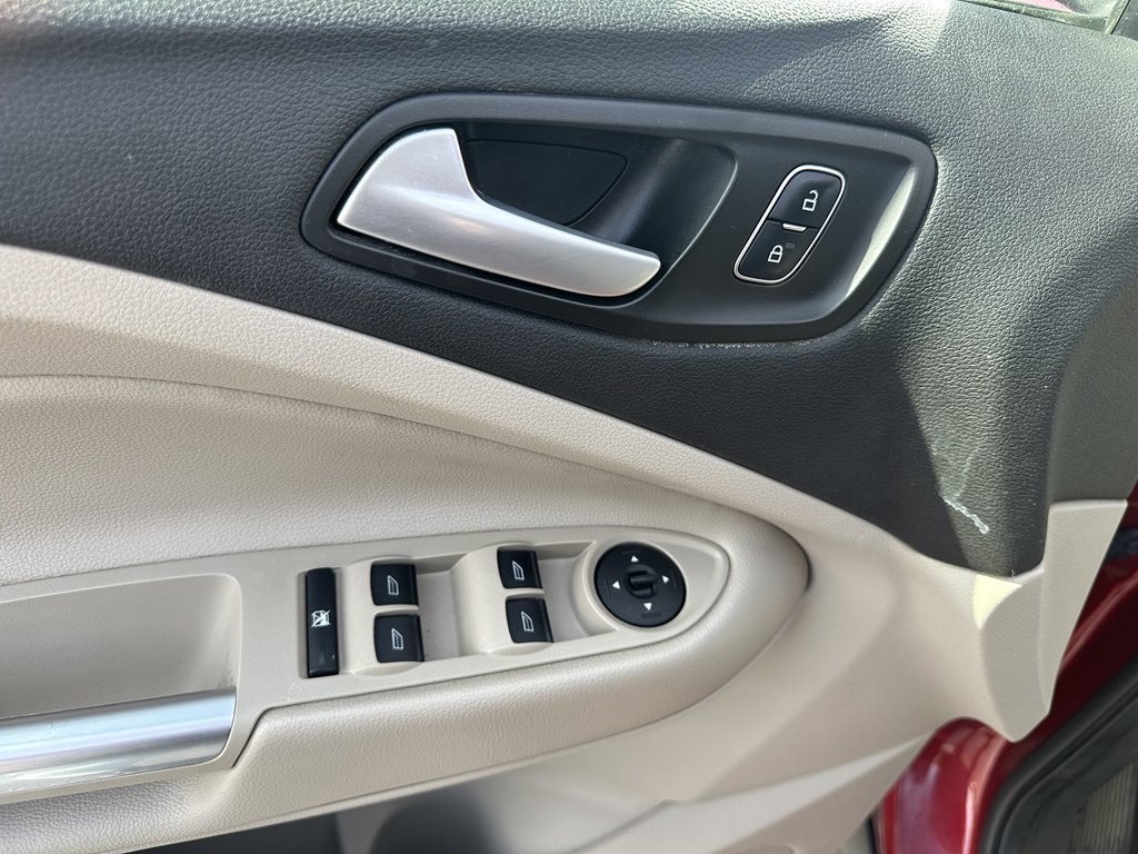 2017 Ford Escape Image 14