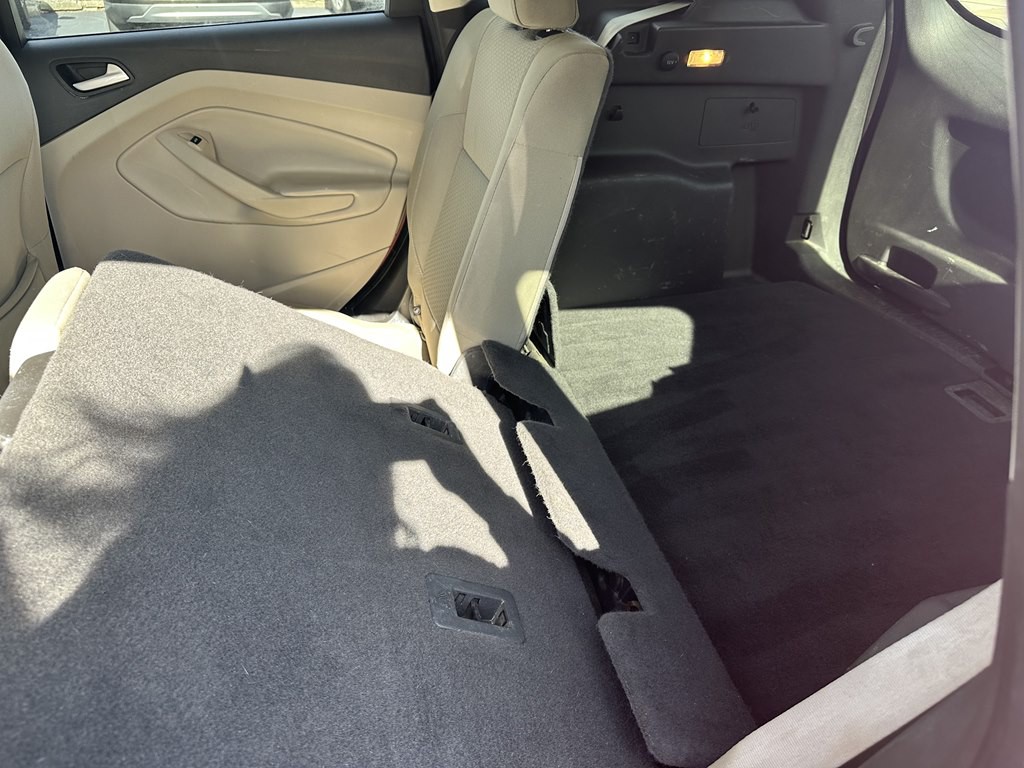 2017 Ford Escape Image 28