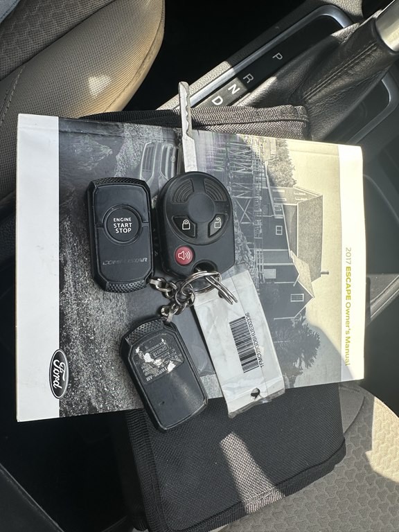 2017 Ford Escape Image 31