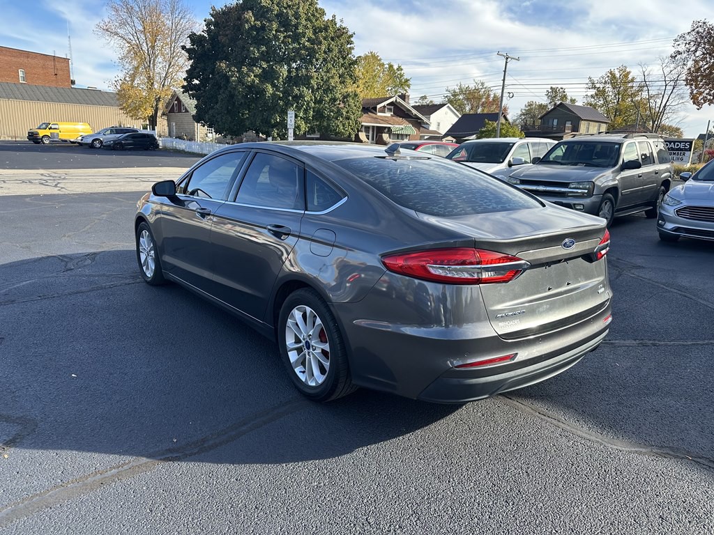 2020 Ford Fusion Image 3