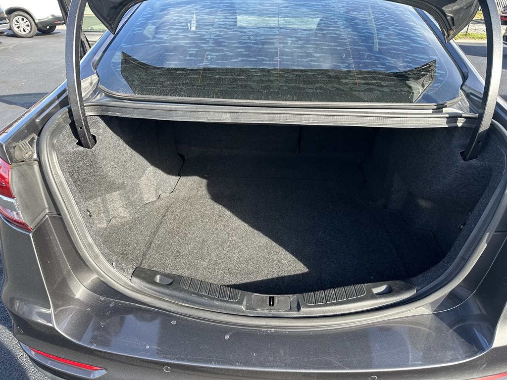 2020 Ford Fusion Image 10