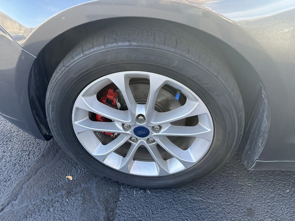 2020 Ford Fusion Image 11