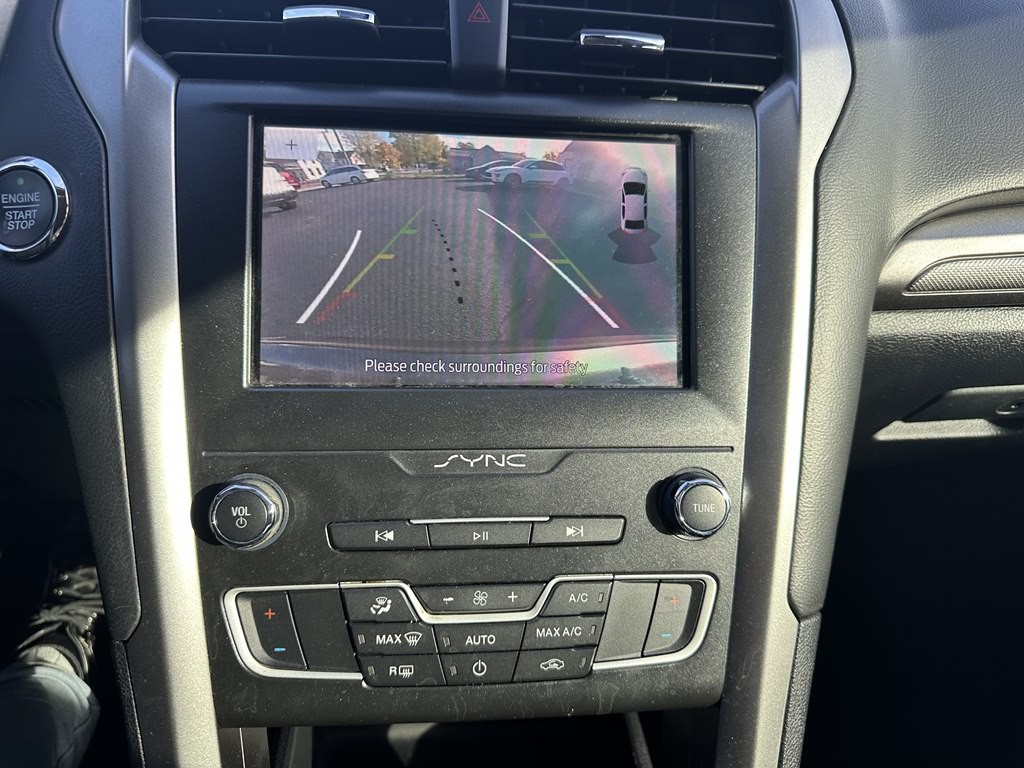 2020 Ford Fusion Image 23