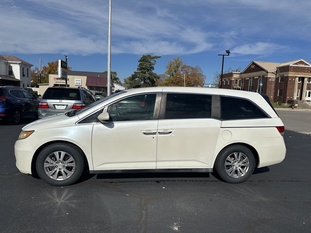 2014 Honda Odyssey Image 2