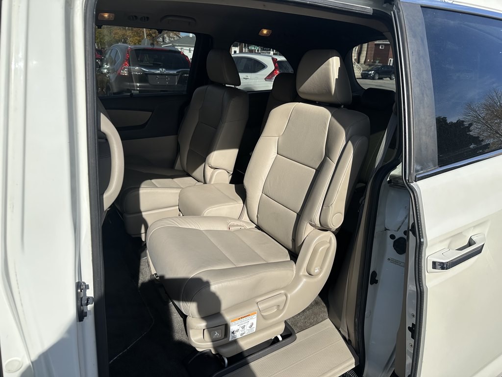 2014 Honda Odyssey Image 29