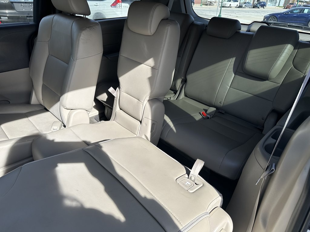 2014 Honda Odyssey Image 30