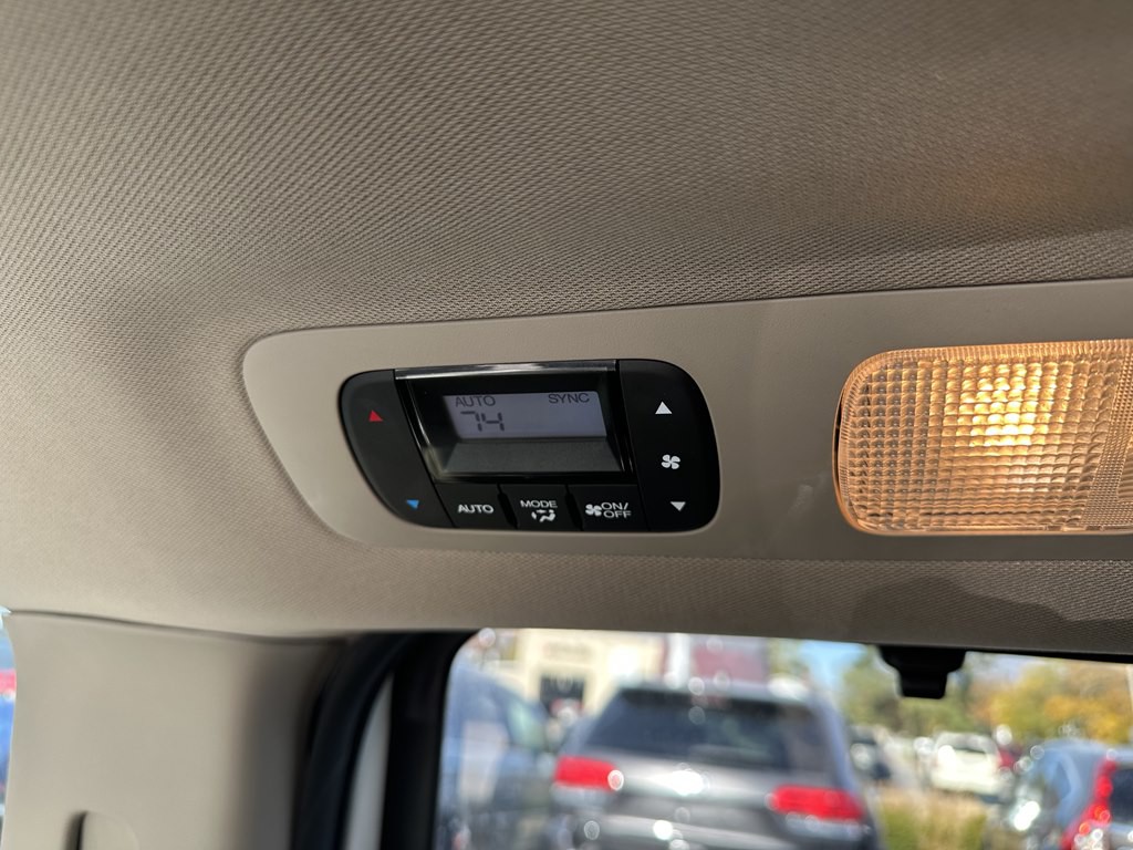 2014 Honda Odyssey Image 34