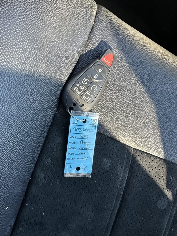 2017 Dodge Grand Caravan Image 32