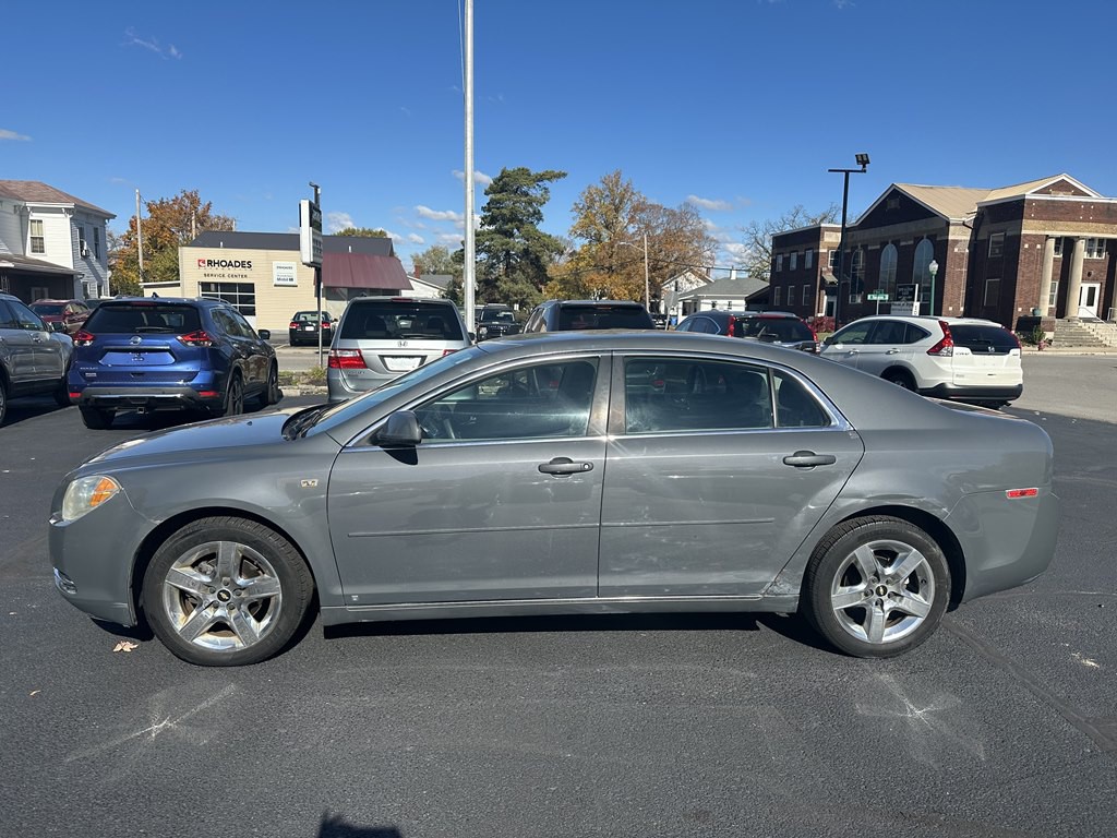 2008 Chevrolet Malibu Image 2