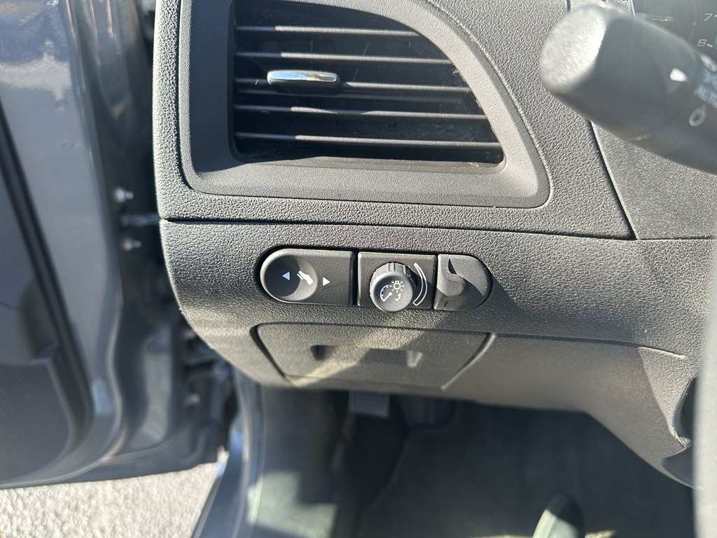 2008 Chevrolet Malibu Image 17