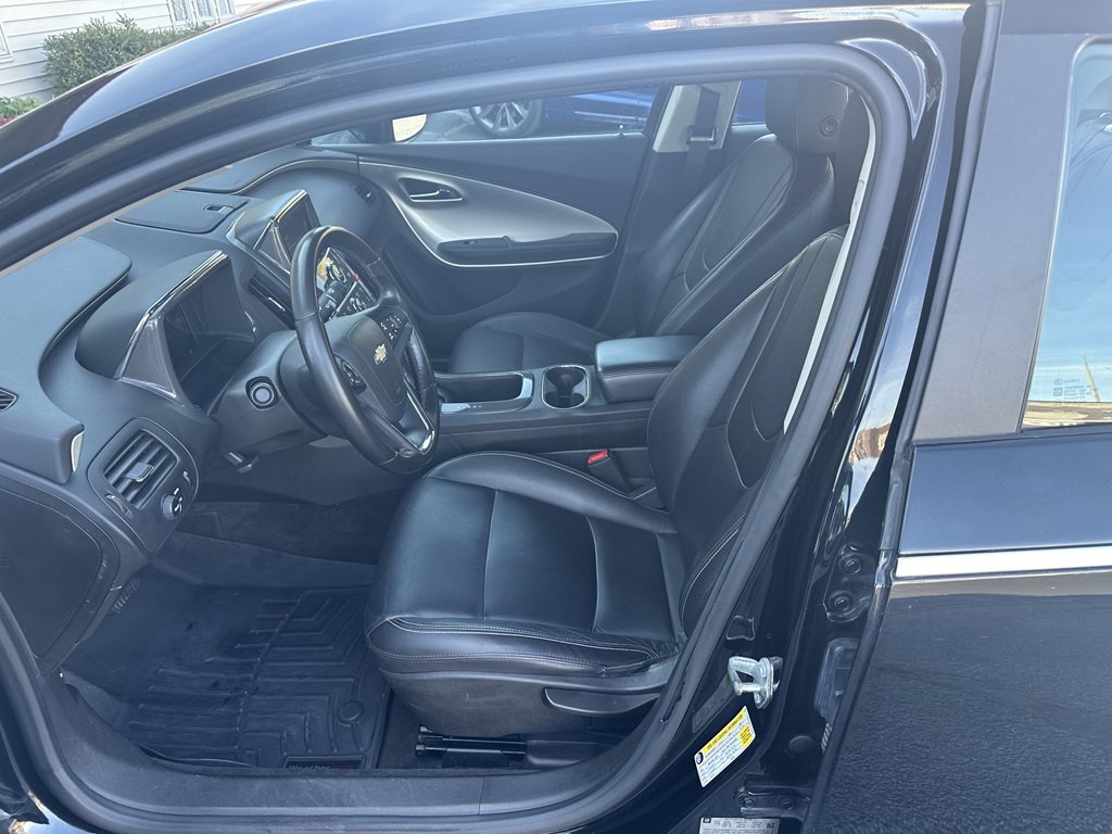 2015 Chevrolet Volt Image 16