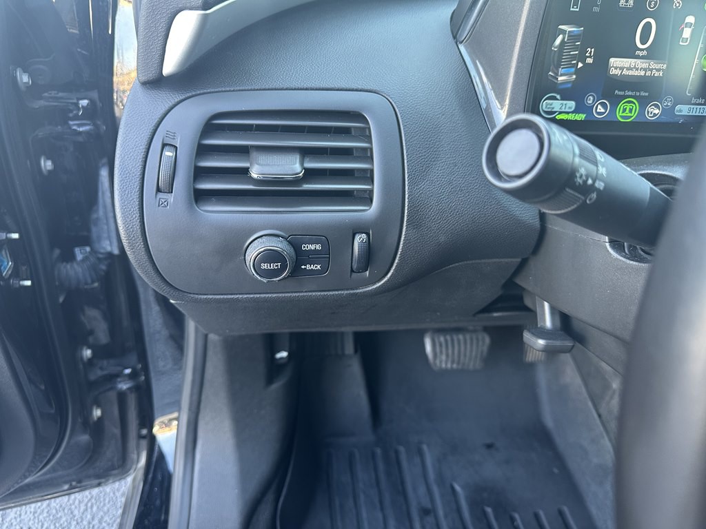 2015 Chevrolet Volt Image 17