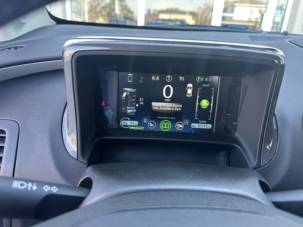 2015 Chevrolet Volt Image 20