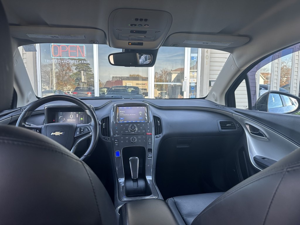 2015 Chevrolet Volt Image 31
