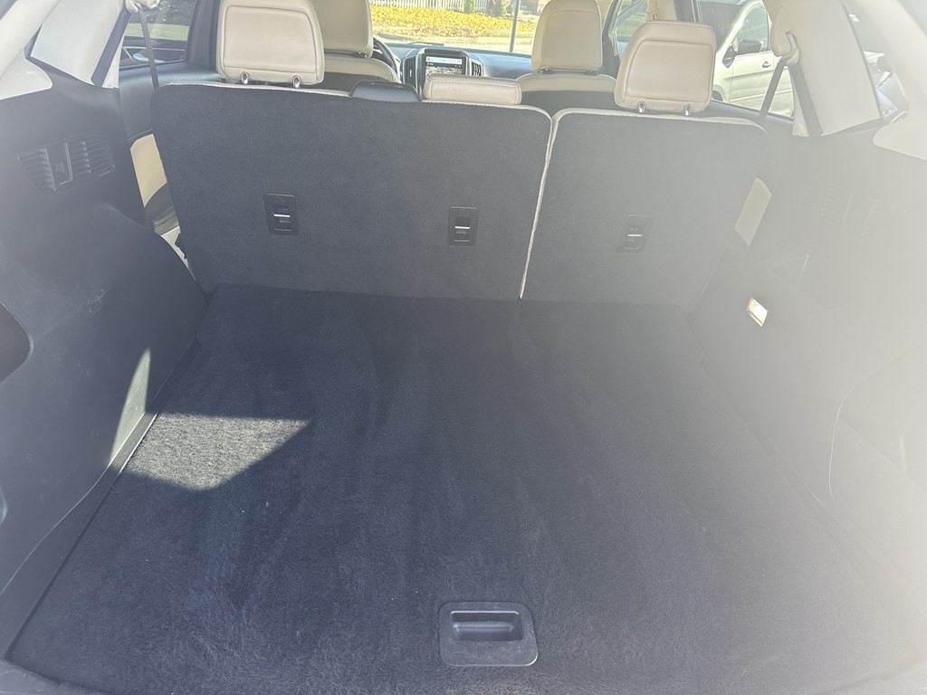 2021 Ford Edge Image 11