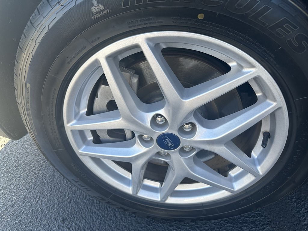 2021 Ford Edge Image 13