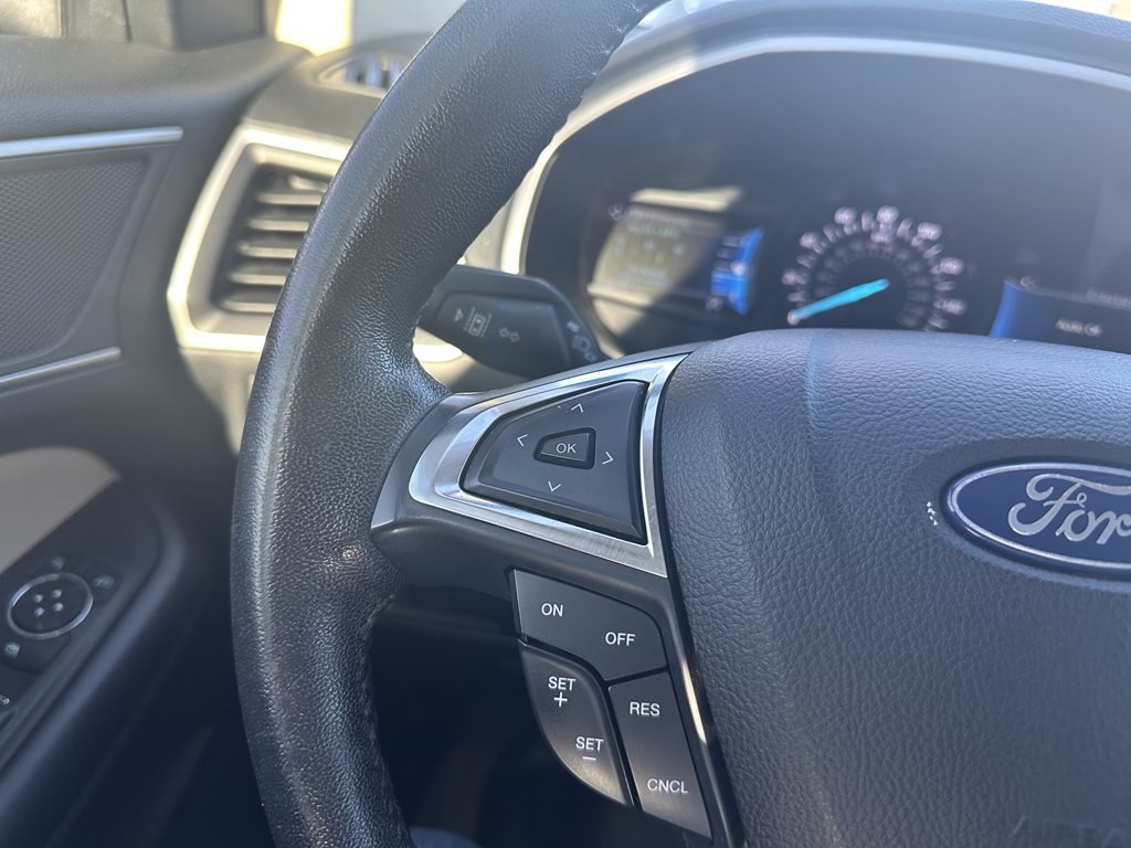 2021 Ford Edge Image 20