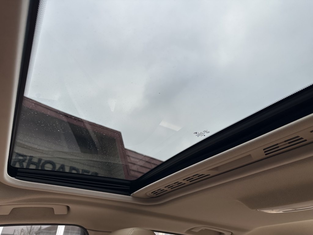 2013 BMW 3 Series Image 29